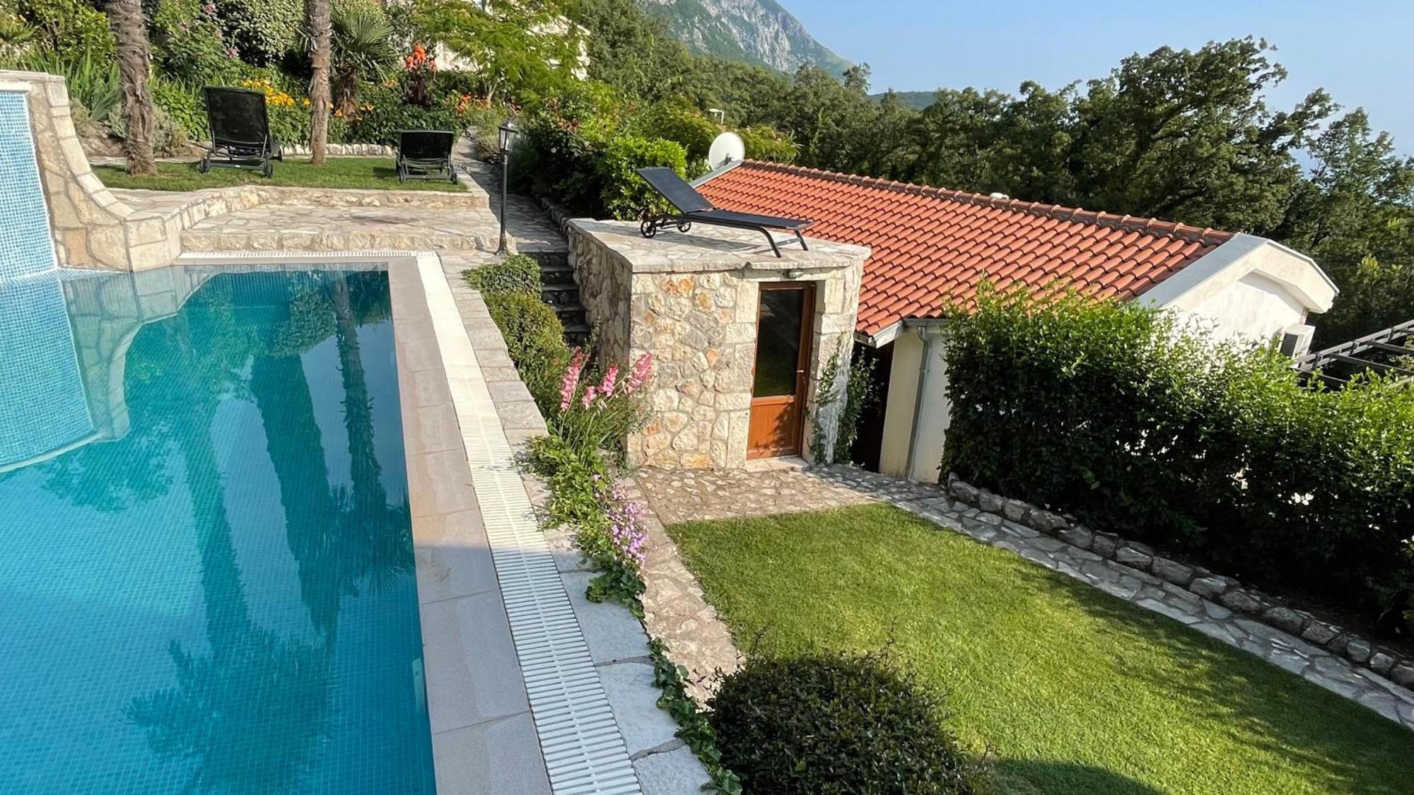 House In The Mountains Near ブドヴァ エクステリア 写真